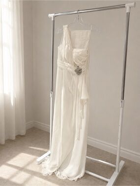 ✨ NEW May Queen Couture Ivory Formal Gown + Matching Shawl | Size 8